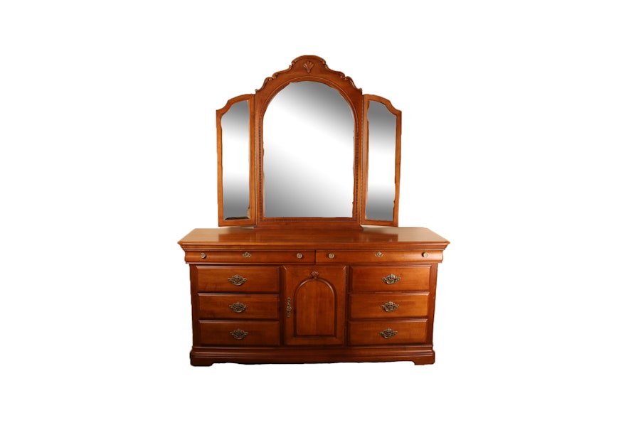 Kincaid "Jackson Landing" Dresser with Mirror