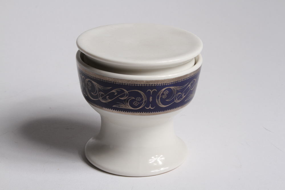 Collection of Vintage Porcelain Pieces