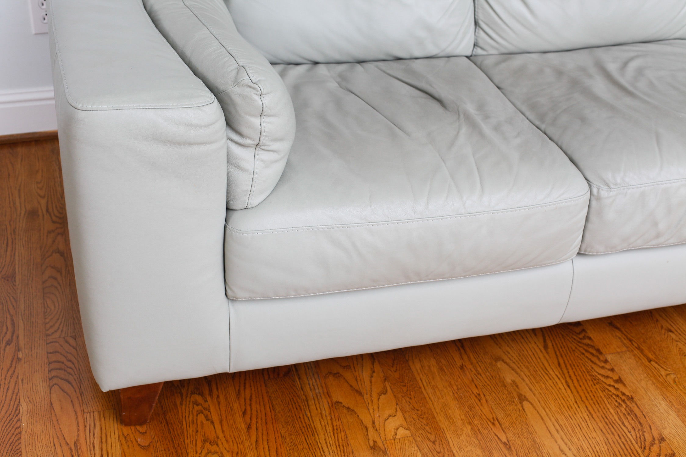 Italsofa Leather Sofa from Sprintz Furniture Nashville