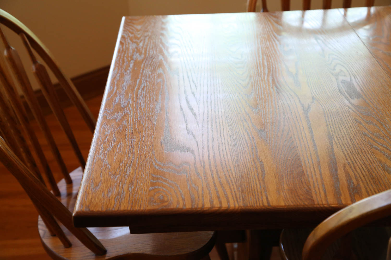 Amish-Made Oak Dining Table and Chairs with Two Leaves
