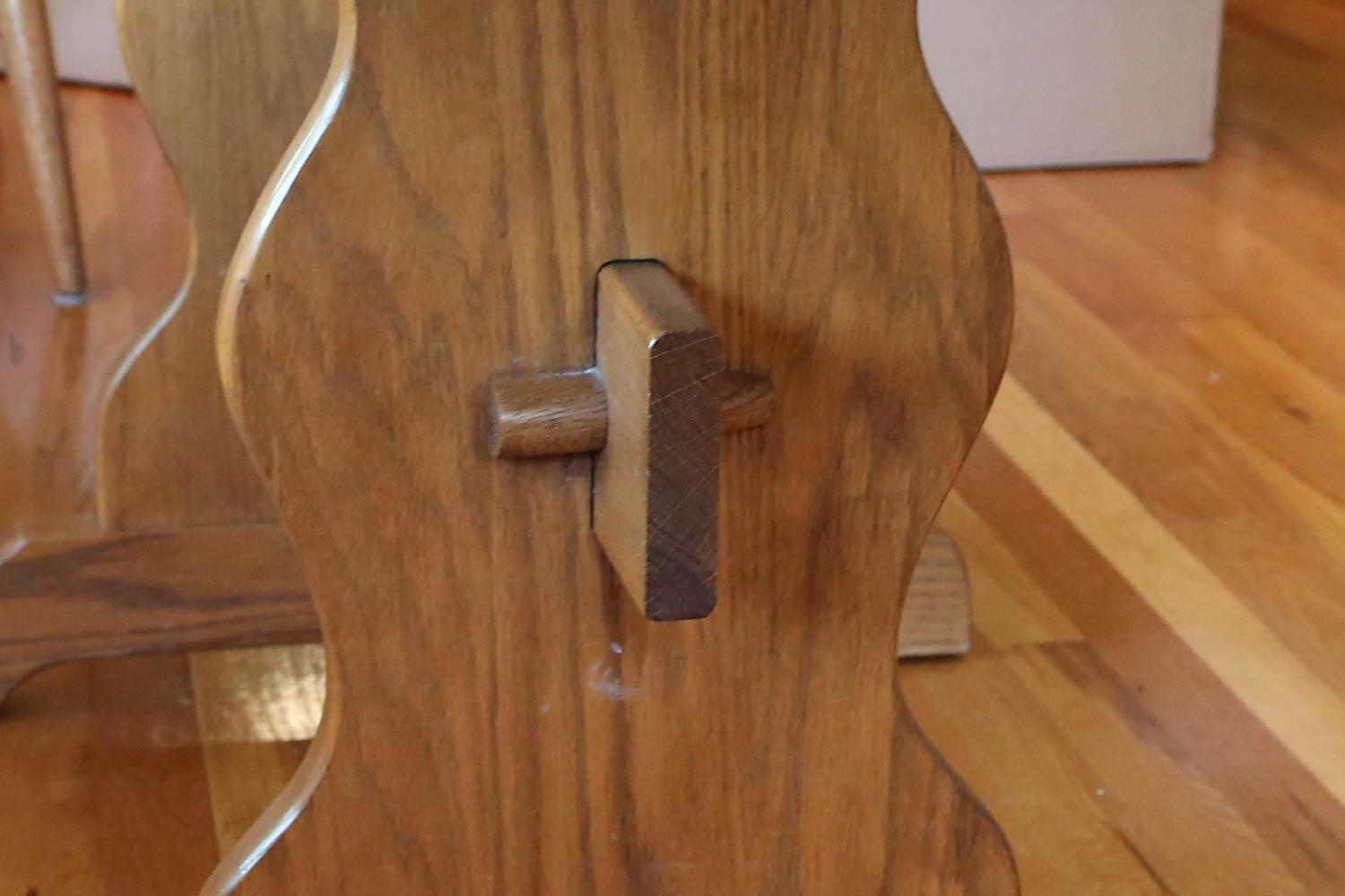 Amish-Made Oak Dining Table and Chairs with Two Leaves