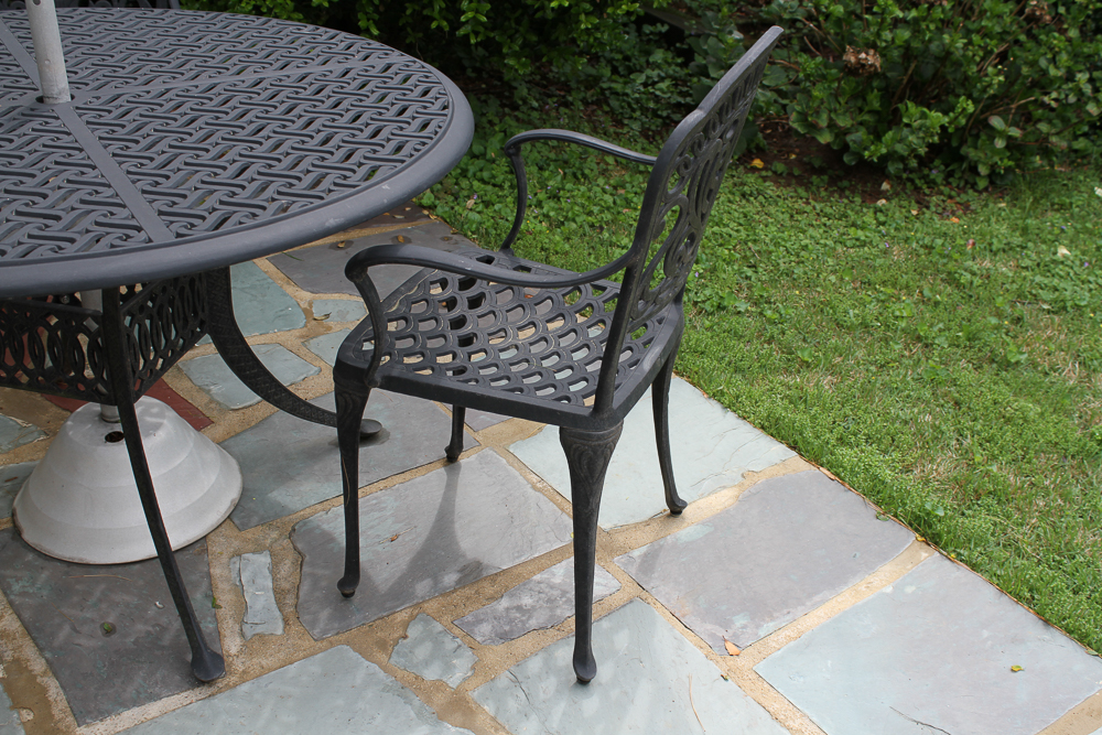 Fine Hanamint Tuscany Cast Aluminum Table and Chairs