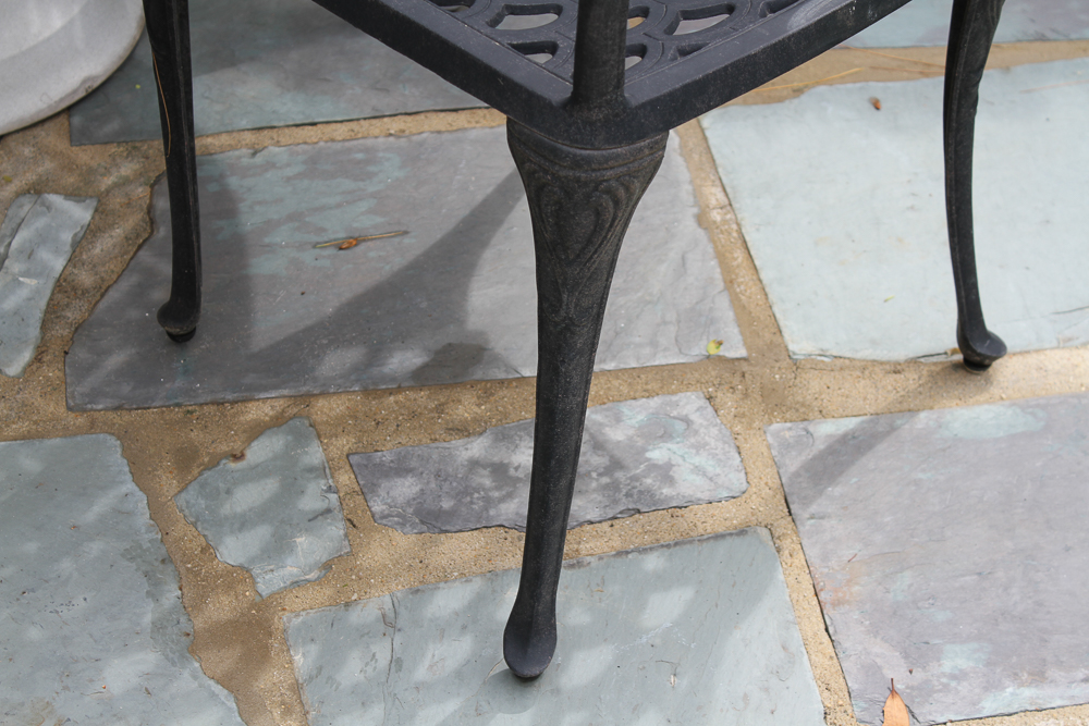Fine Hanamint Tuscany Cast Aluminum Table and Chairs