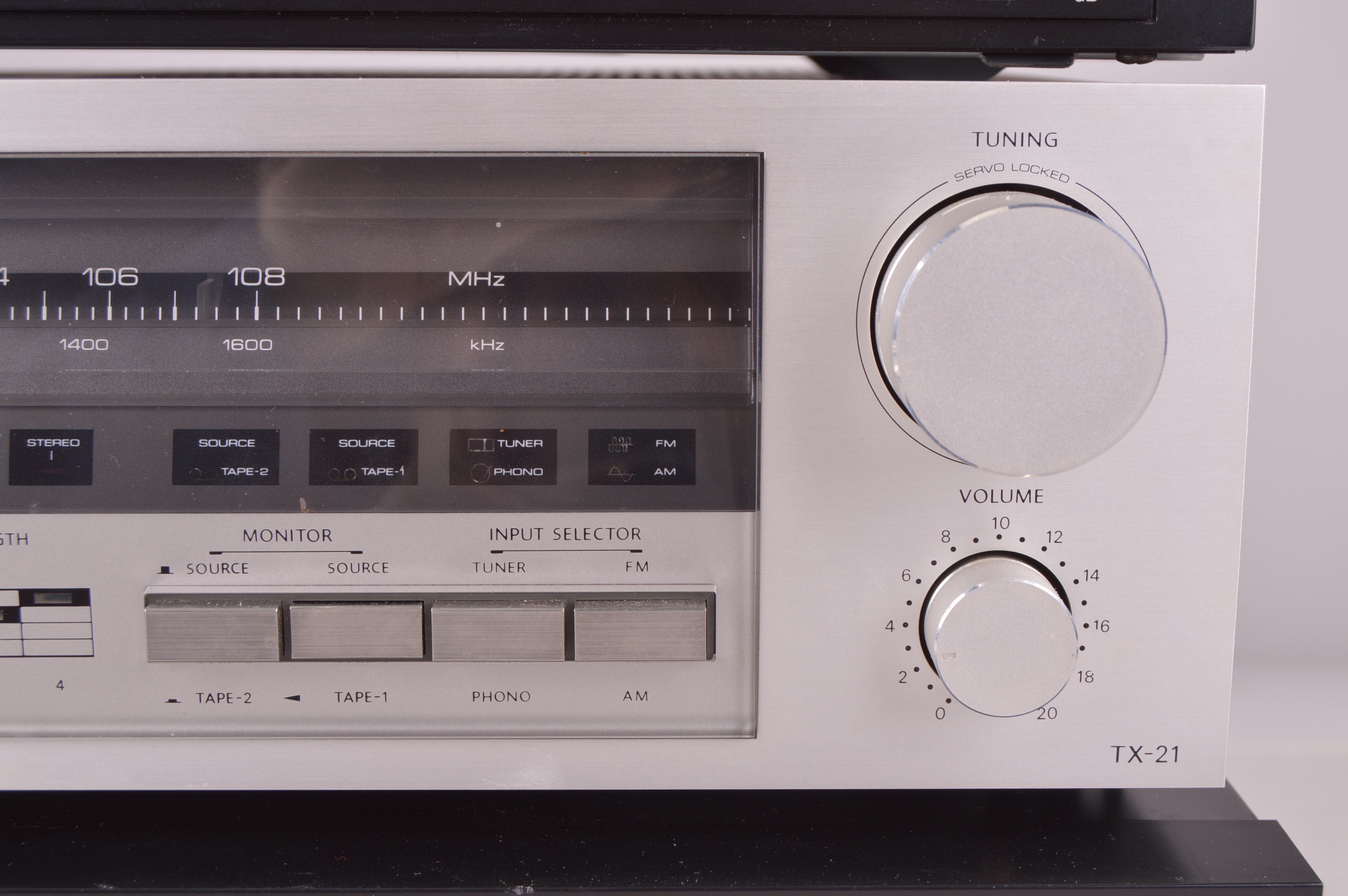MCS Series Equalizer and CD Player with an Onkyo Amplifier