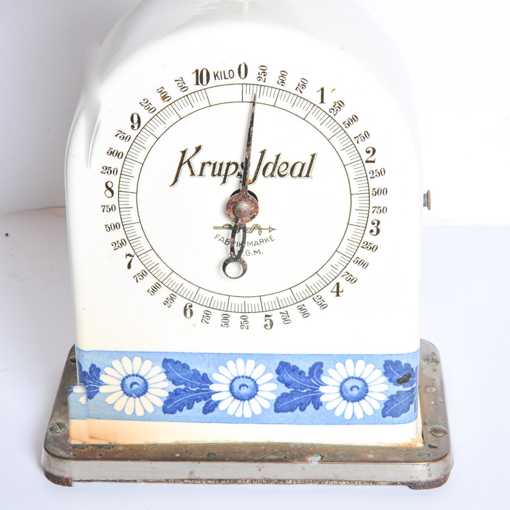 Vintage Krups Ideal Porcelain Base Scale