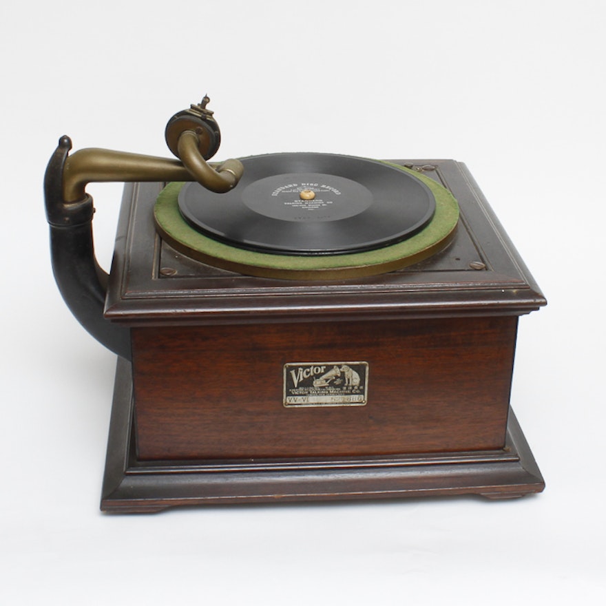 1924 Victor Talking Machine Co Victrola Phonograph