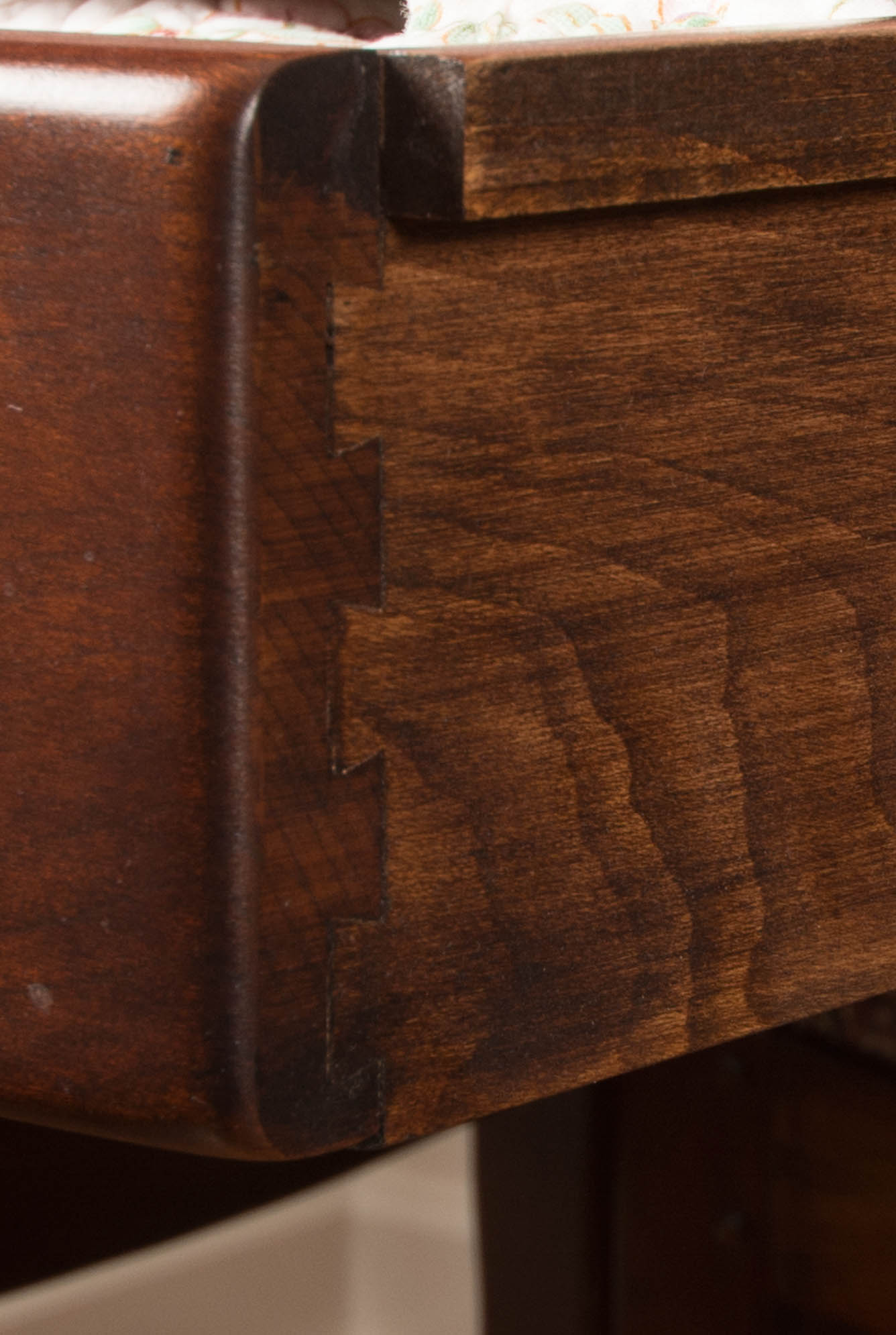 "The World of Bob Timberlake"  Cherry Dining Room Table and Chairs