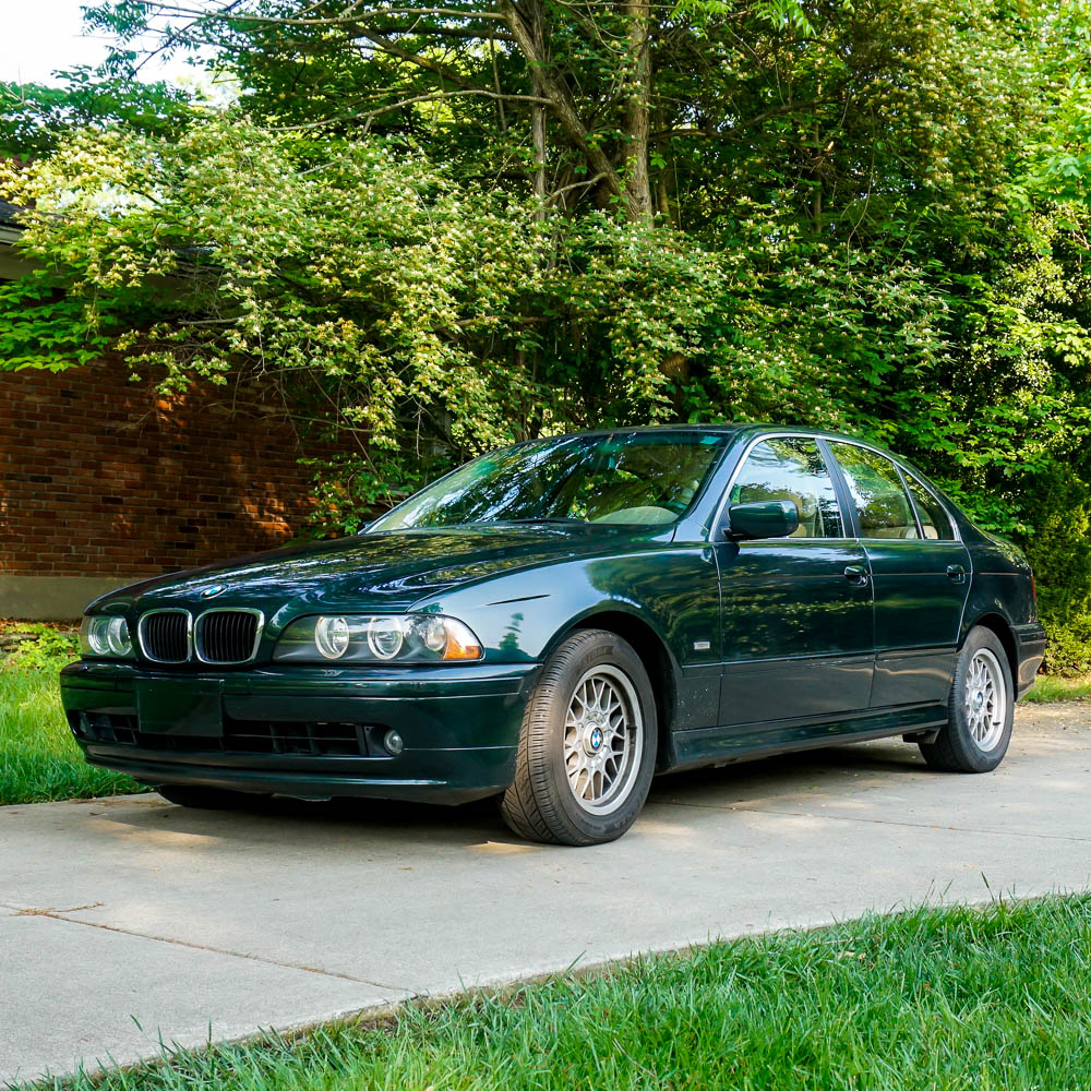 2002 BMW 525i Sedan