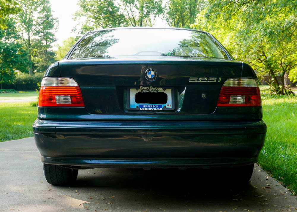 2002 BMW 525i Sedan
