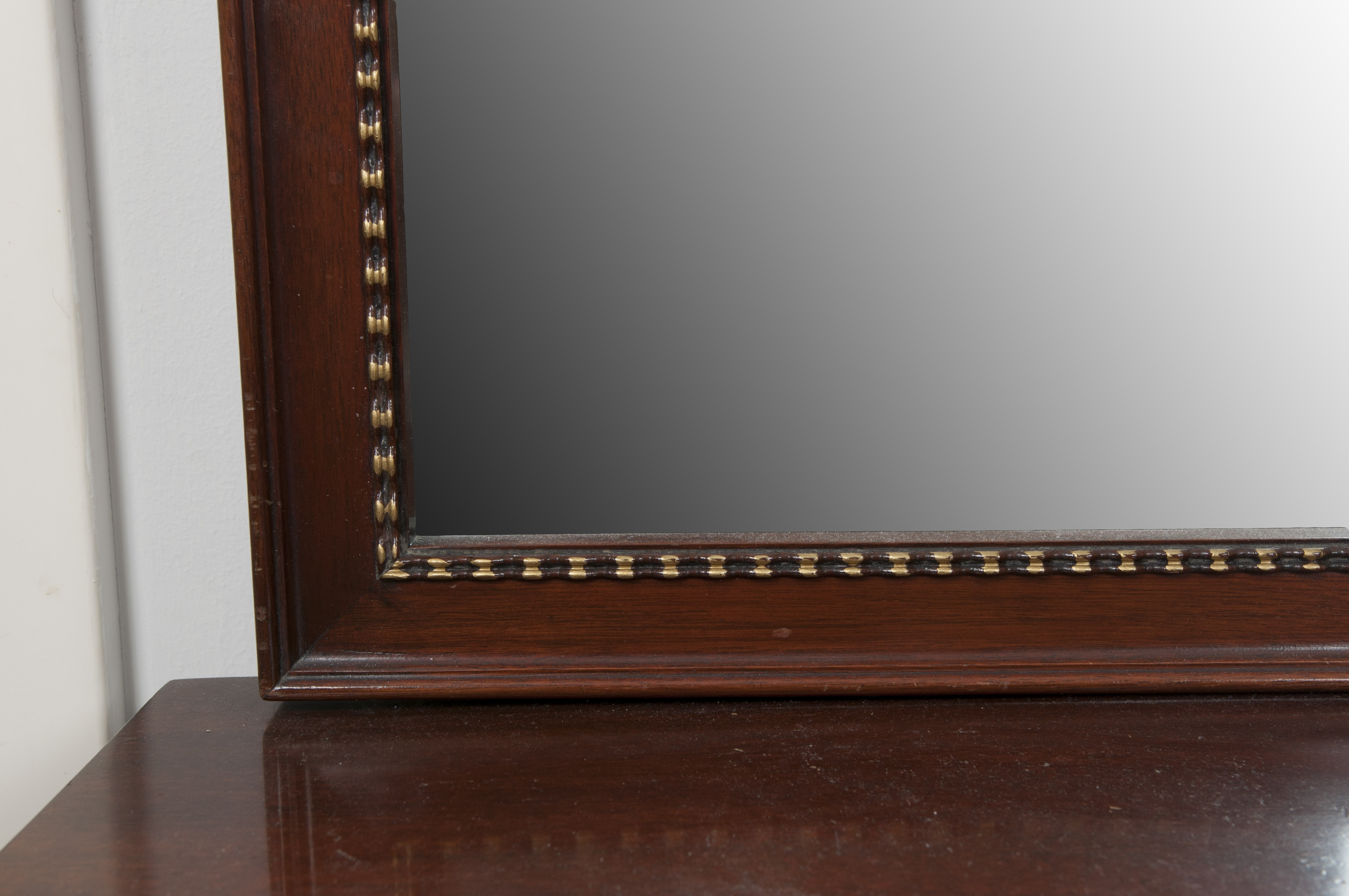 Hepplewhite Style Vanity With Mirror from Heritage Henredon