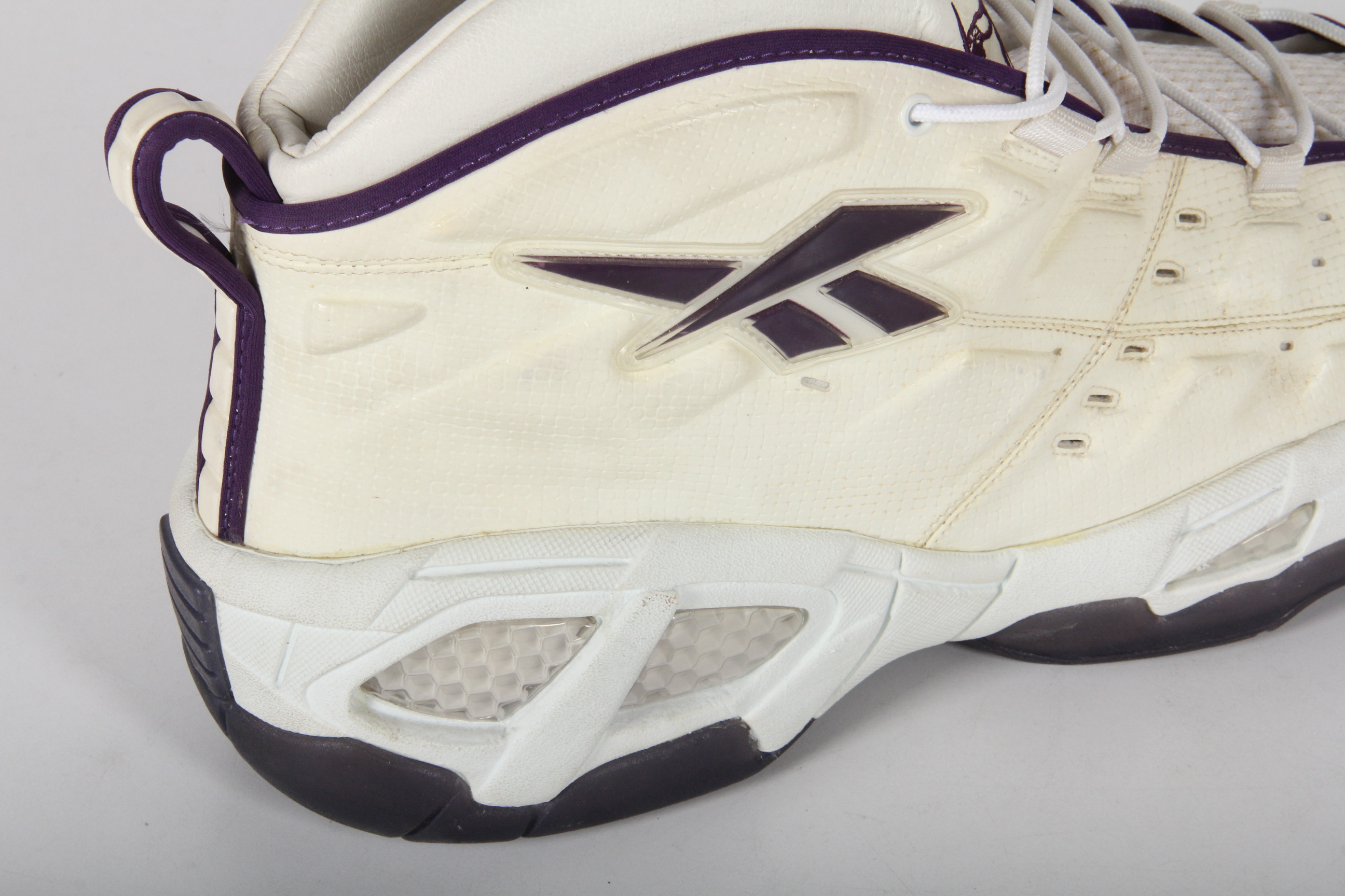 Shaquille O'Neal Autographed Shoe