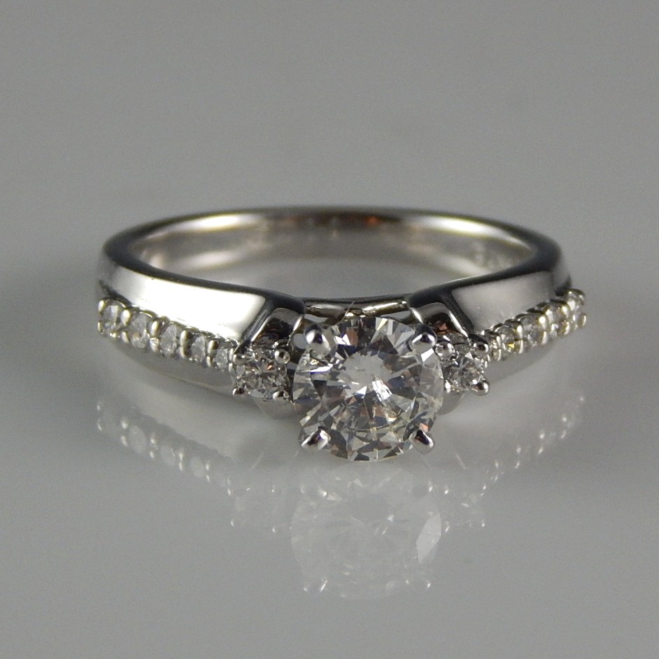 14K White Gold and Diamond Ring