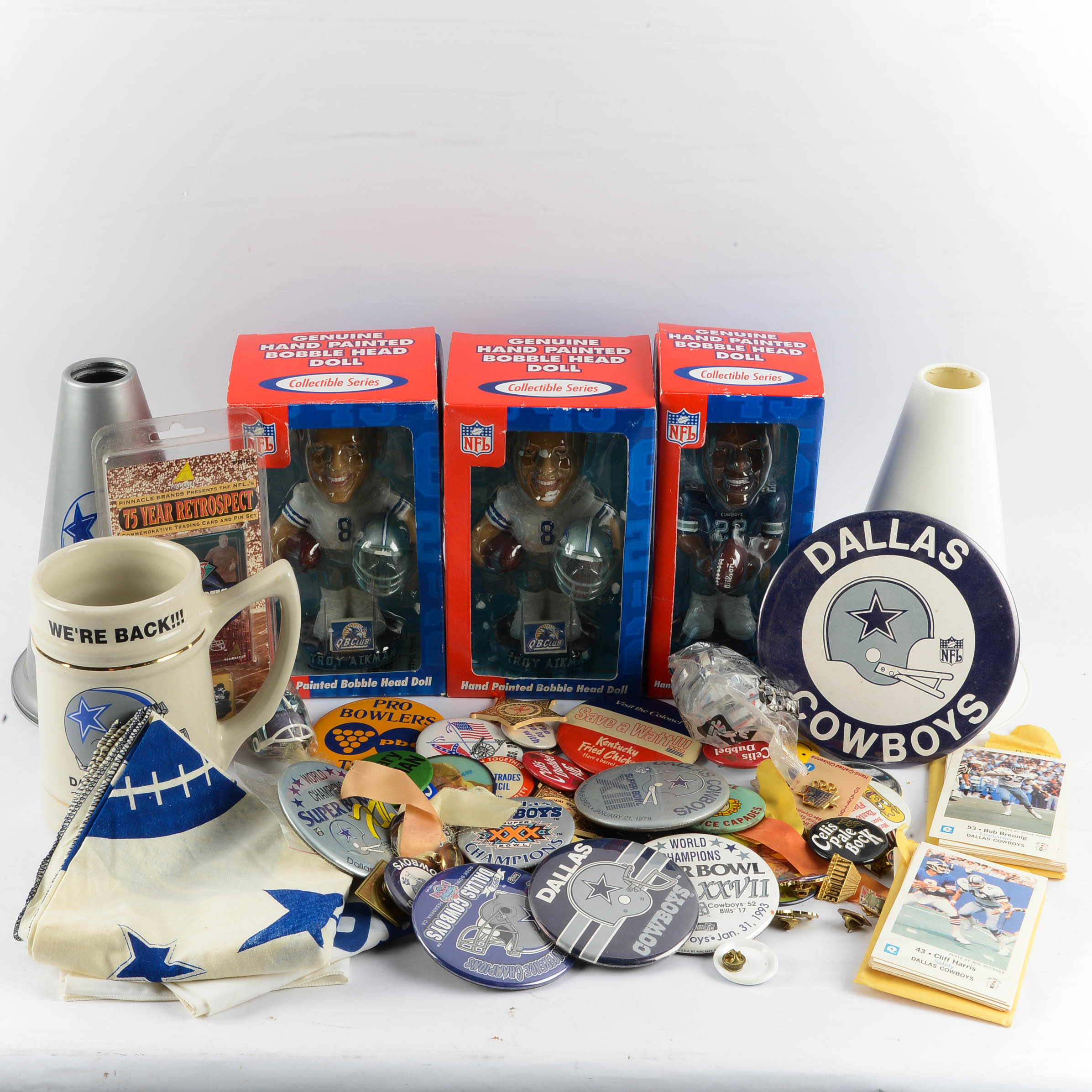 Large Collection of NFL Dallas Cowboys Memorabilia