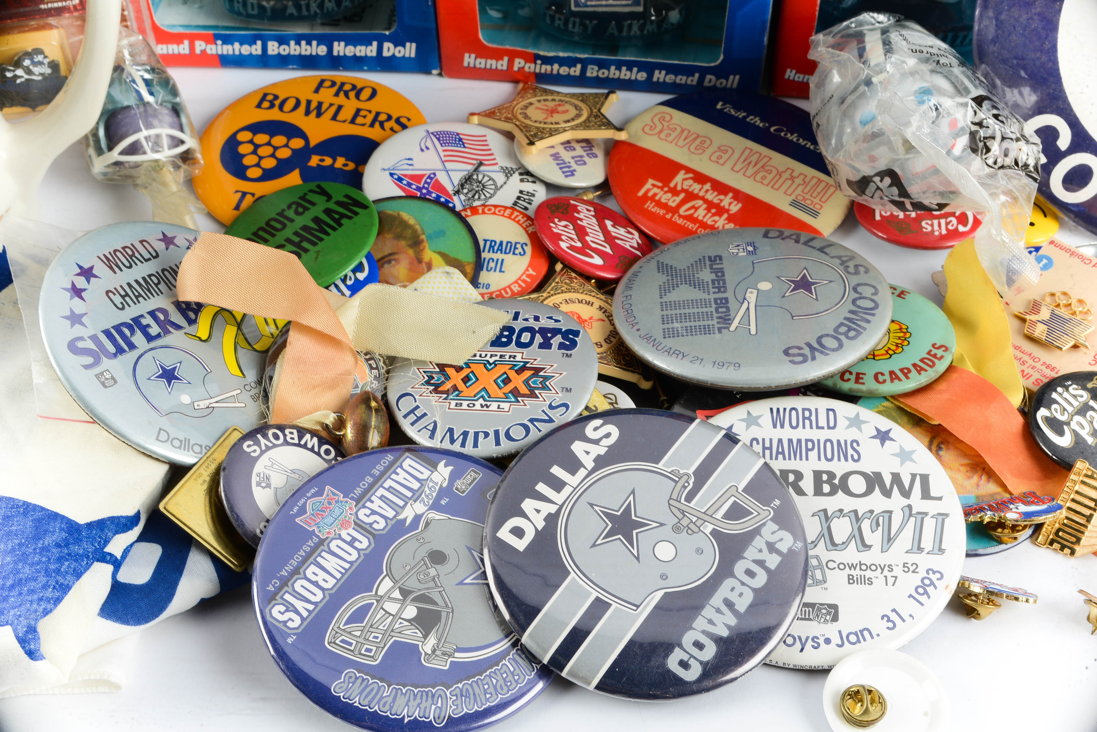 Large Collection of NFL Dallas Cowboys Memorabilia