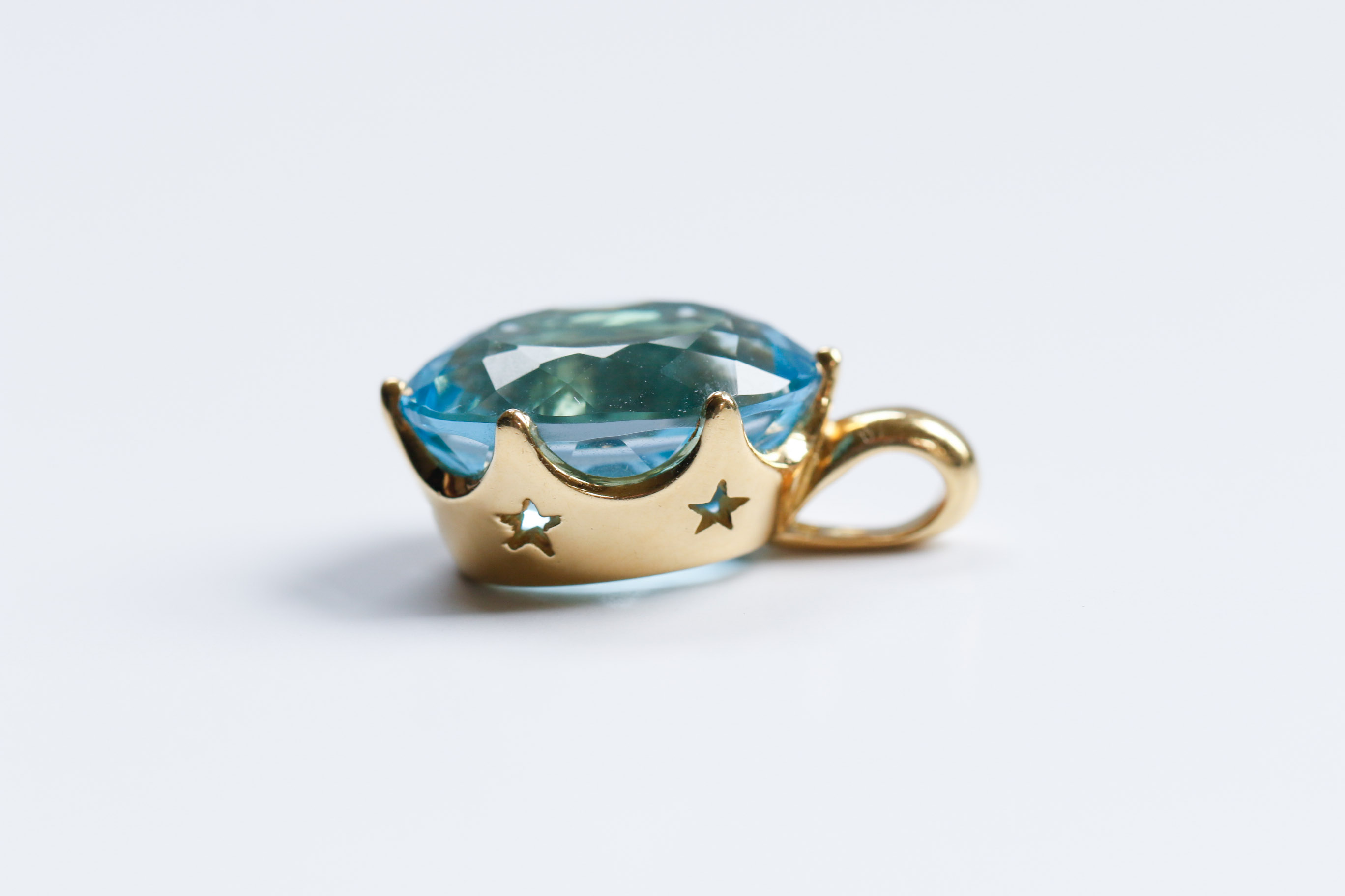 H. Stern 18K Yellow Gold Blue Topaz Pendant