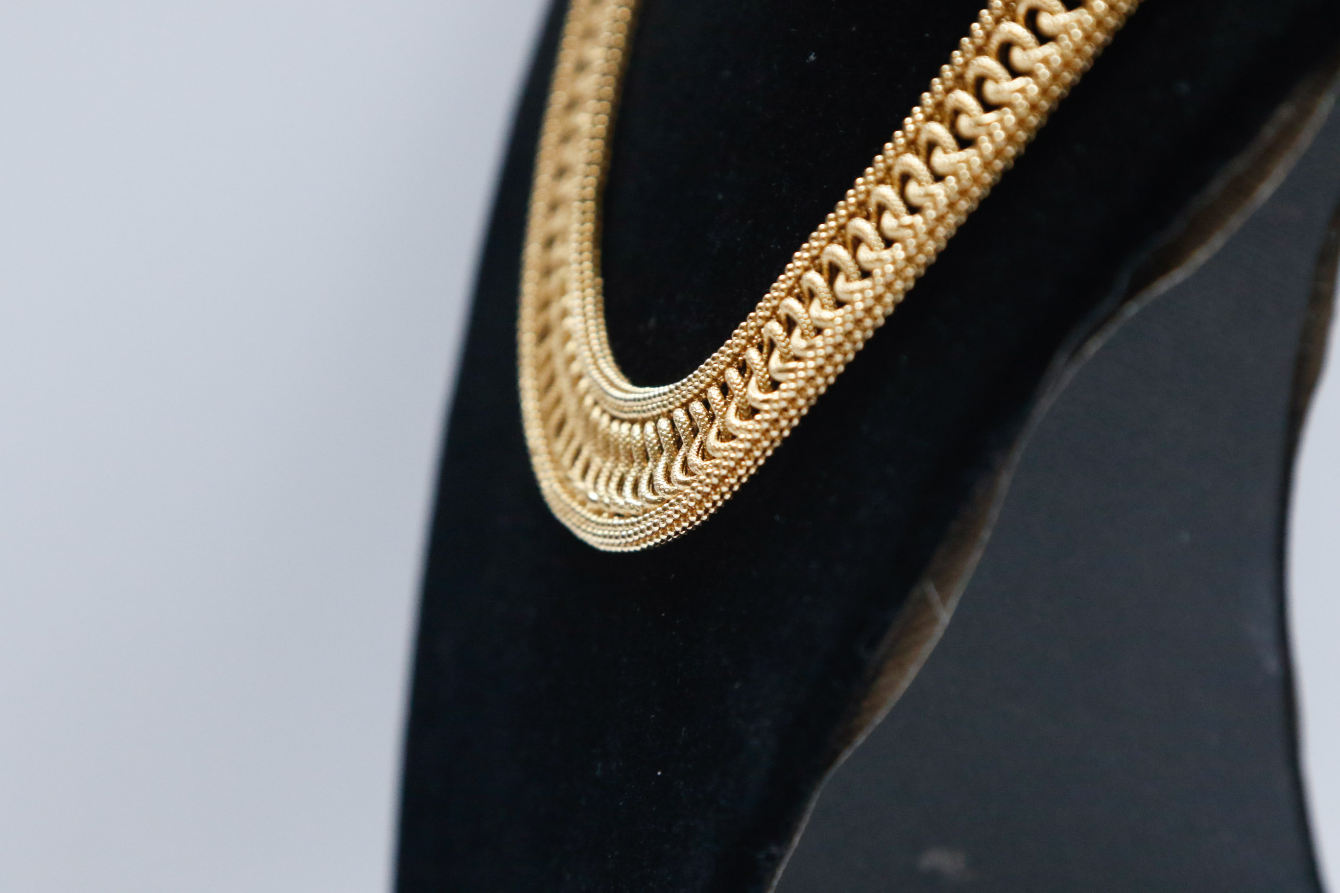 14K Yellow Gold Mesh Link Necklace