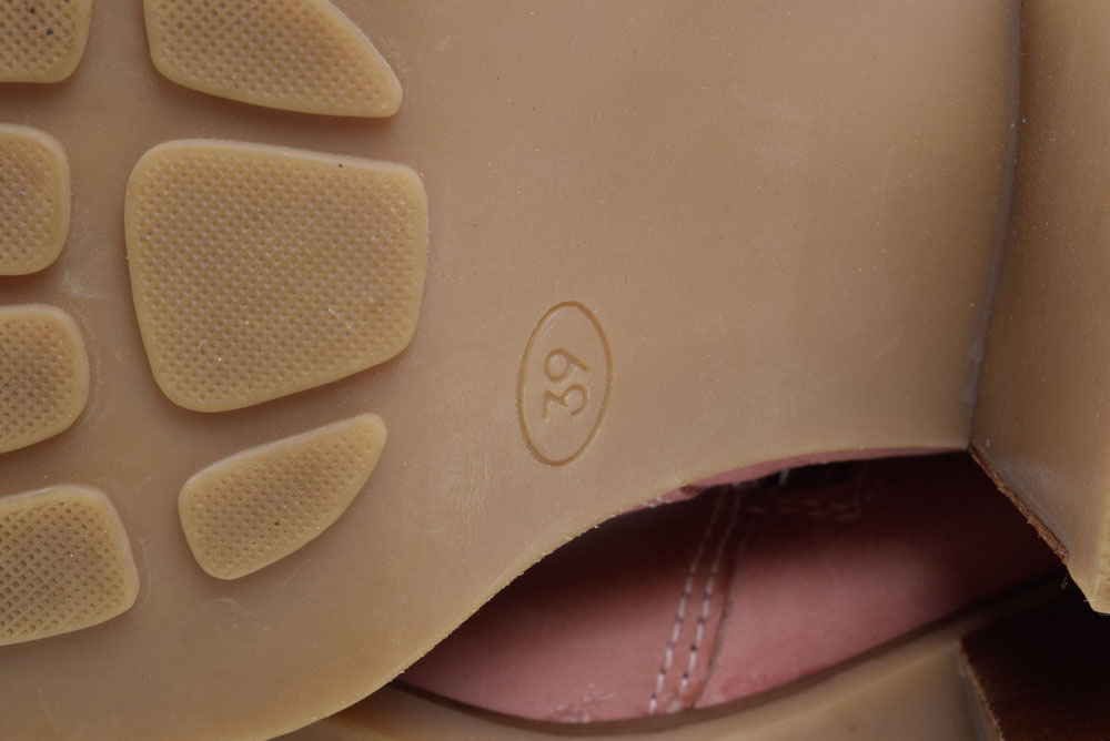 Bull Boxer Leather Chunky Heel Boots