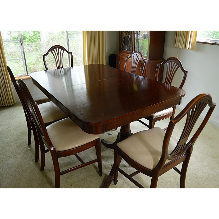 Hepplewhite Style Mahogany Dining Table and Six Chairs