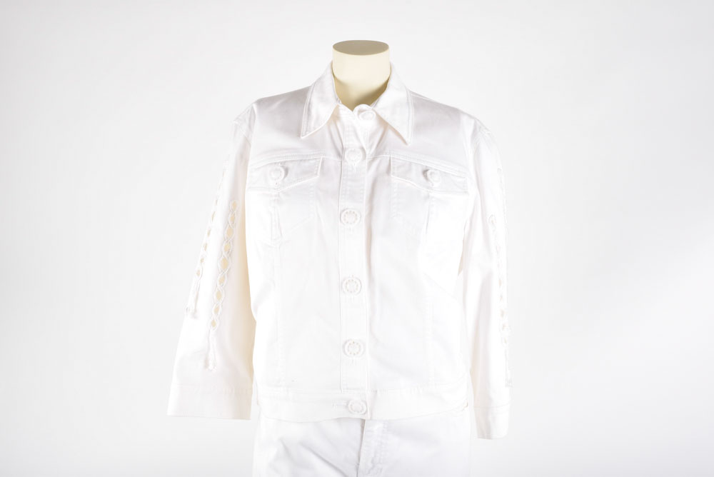 Christina White Cotton Capris and Shirt