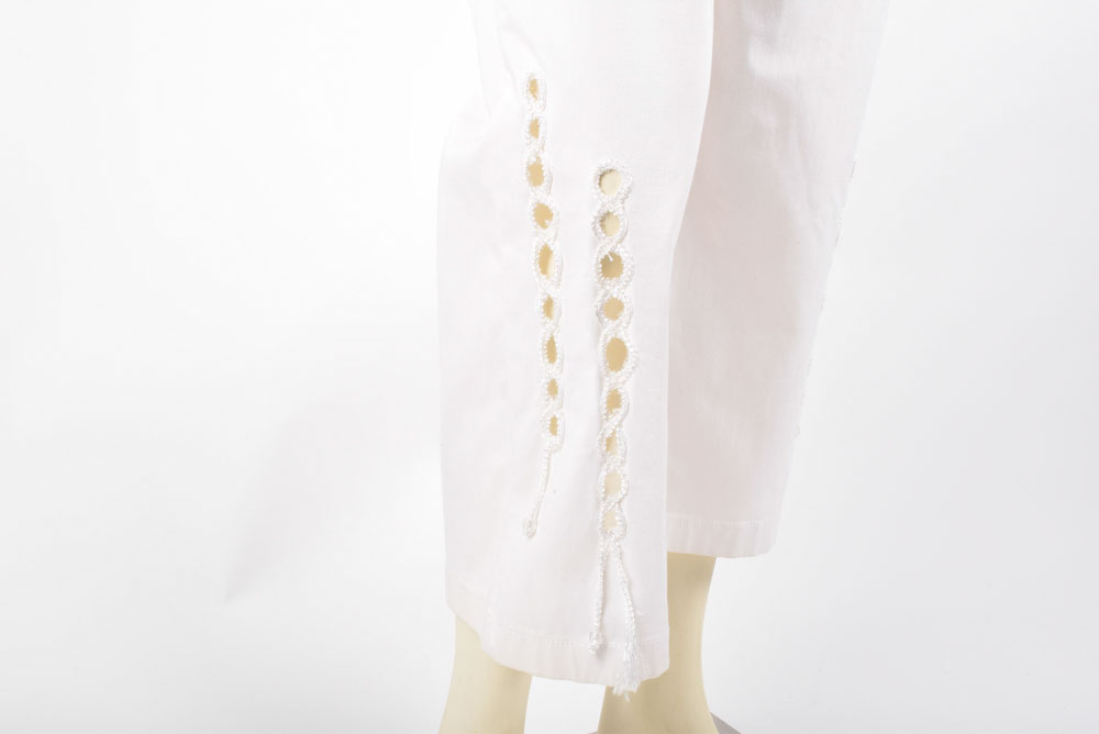 Christina White Cotton Capris and Shirt