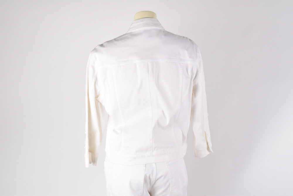 Christina White Cotton Capris and Shirt