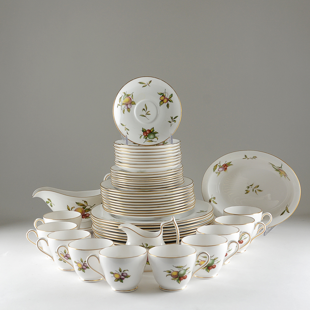 Set of Spode English Bone China in Blenheim Pattern