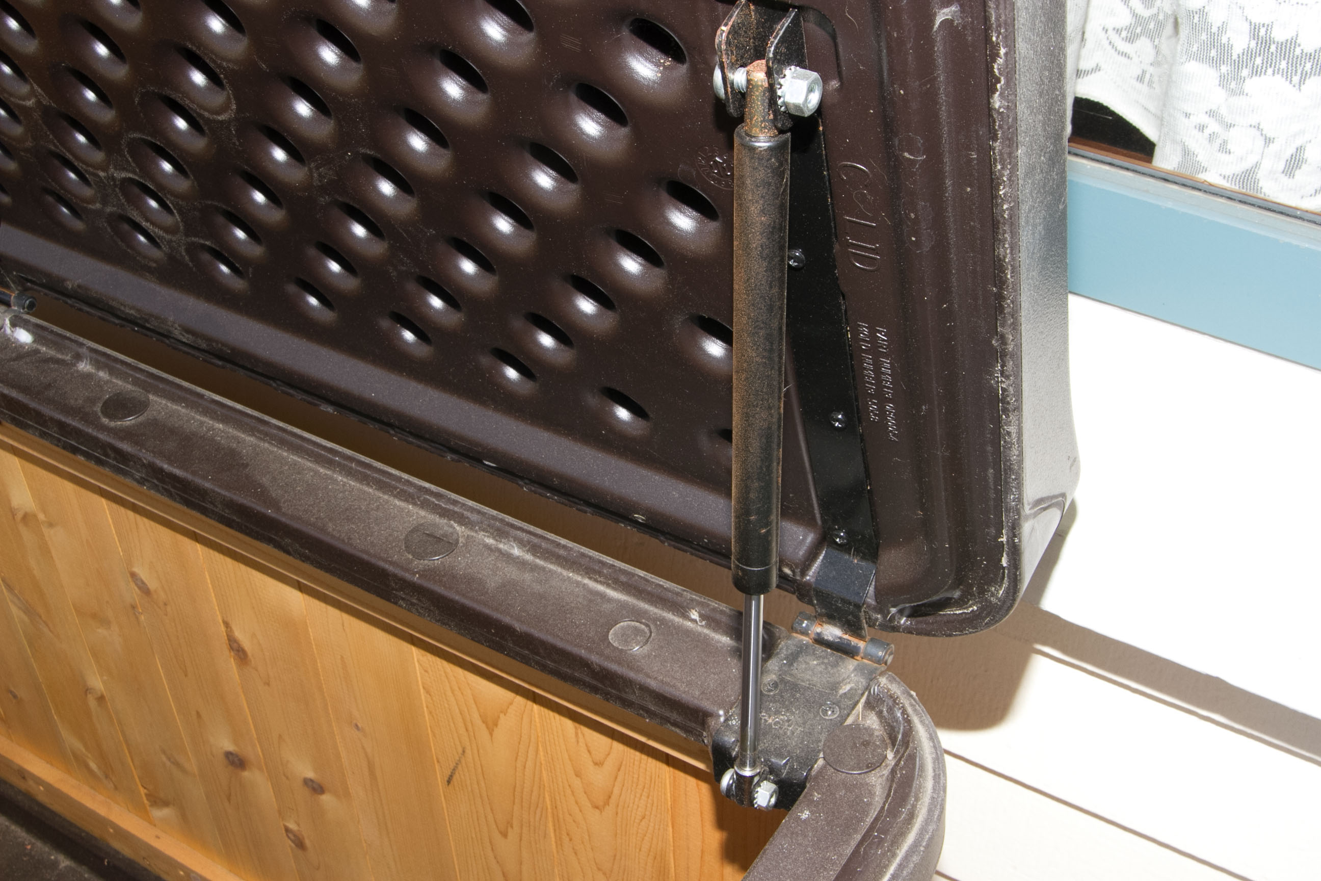 Suncast Outdoor Storage Bench