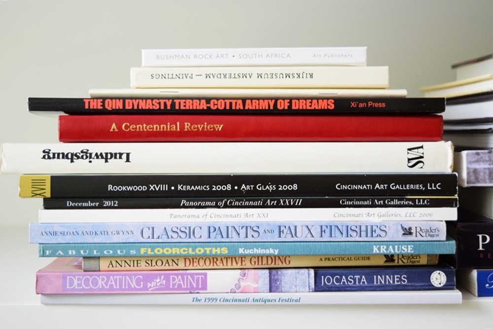 Books with Fashion, Art and Garden Themes