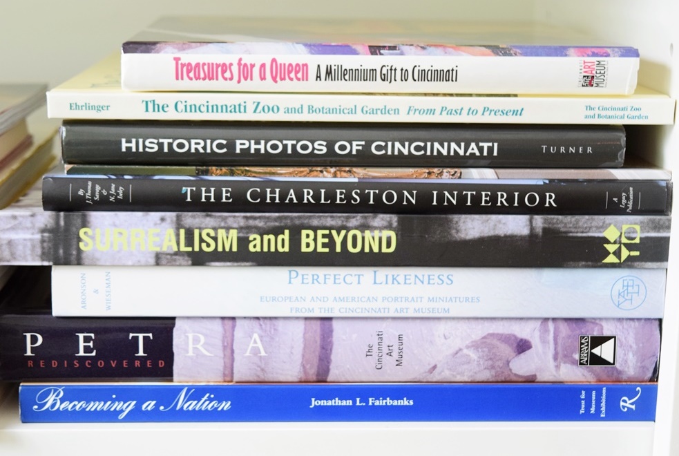 Books with Fashion, Art and Garden Themes