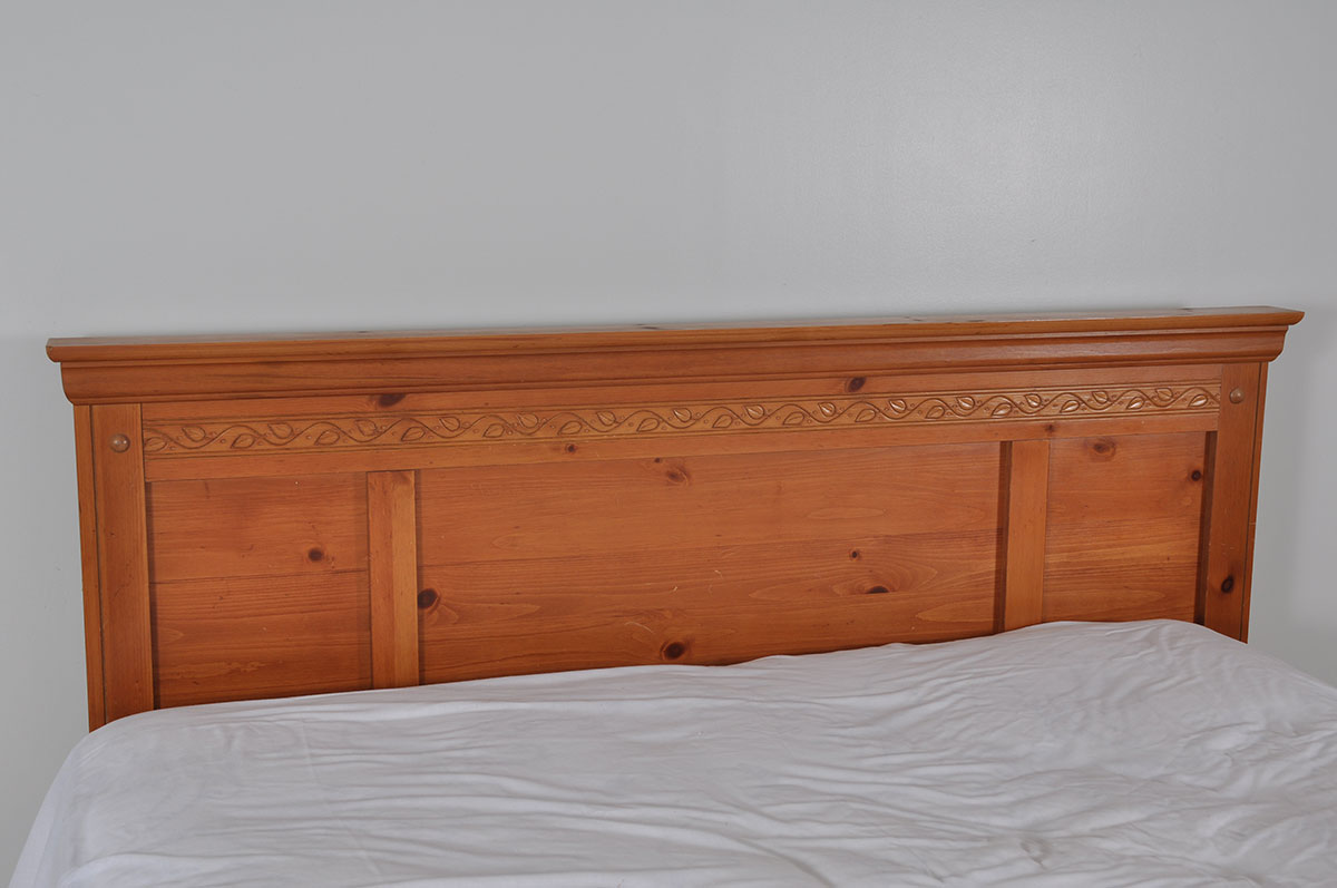 Full Size Knotty Pine Headboard and Footboard with Frame