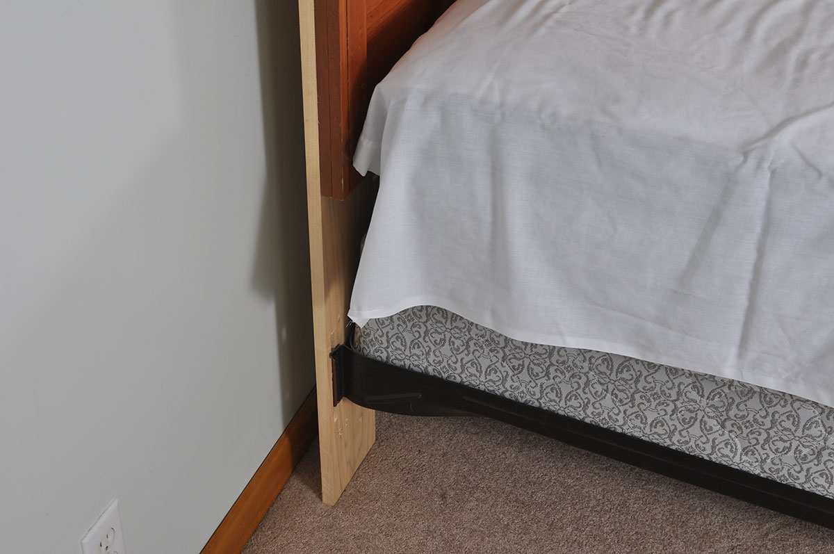 Full Size Knotty Pine Headboard and Footboard with Frame