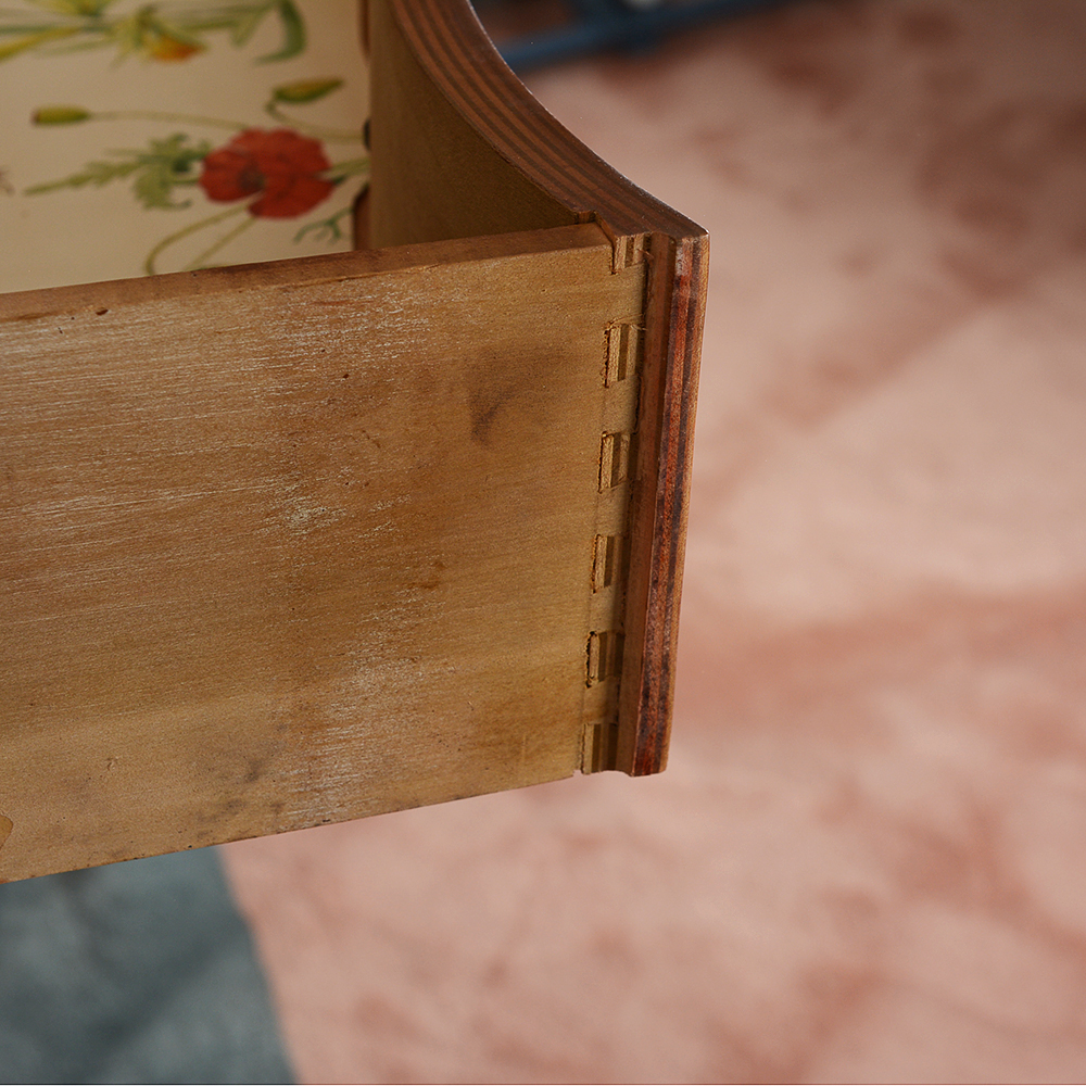 Traditional-Style Serpentine Chest of Drawers by Huntley