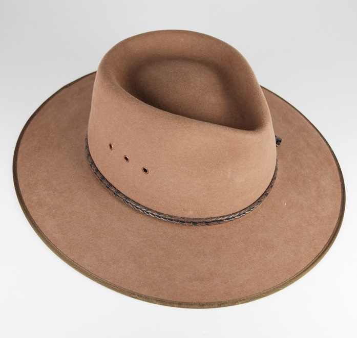 Mens Akubra "Cattleman" Fur Felt Hat, Made in Australia, Size 58
