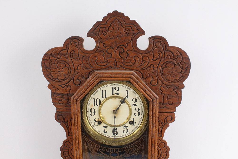 Early 20th Century Oak Mantel Clock With Incised Facade