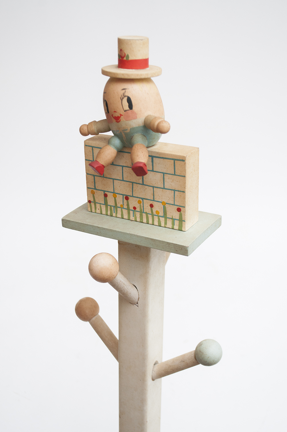 Vintage Humpty Dumpty Children's Coat Rack