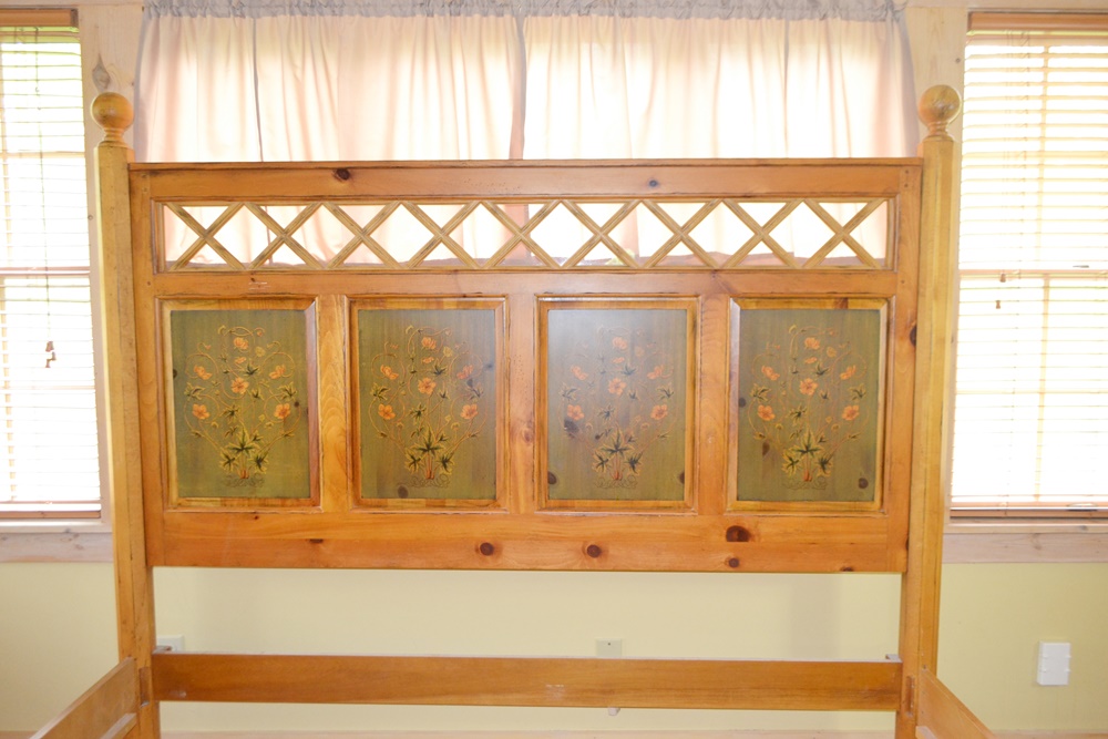 King Size "Pinehurst Collection" Bed By Drexel Heritage