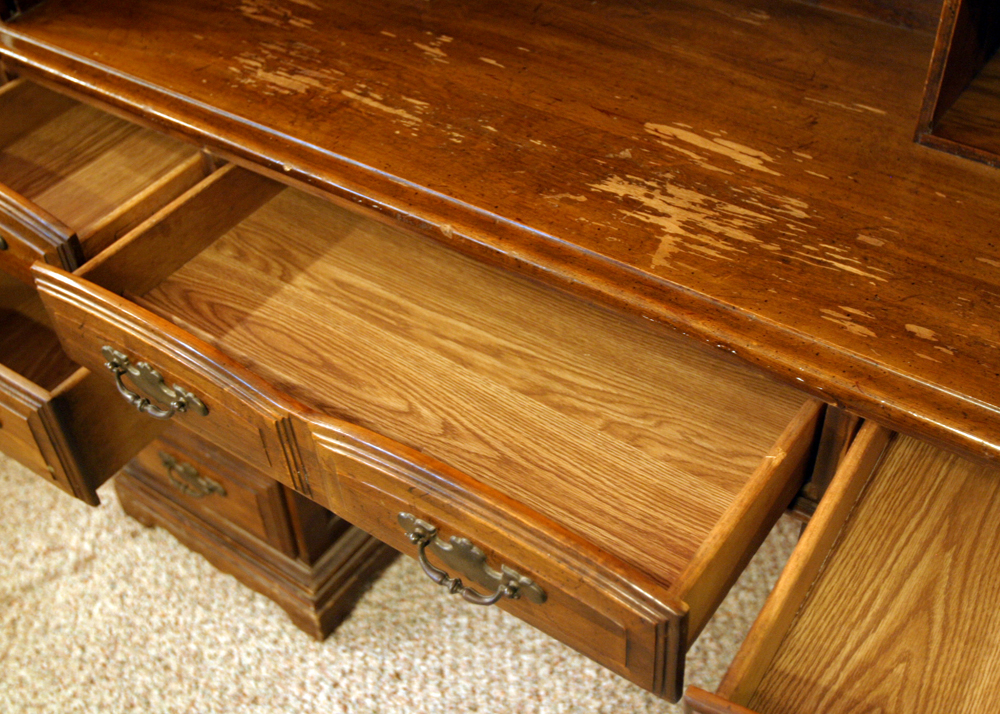 Riverside Roll Top Desk