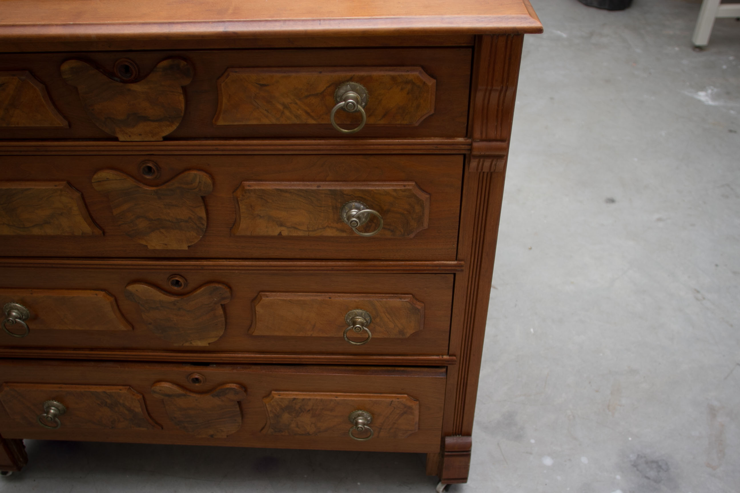 Antique Victorian Dresser Chest
