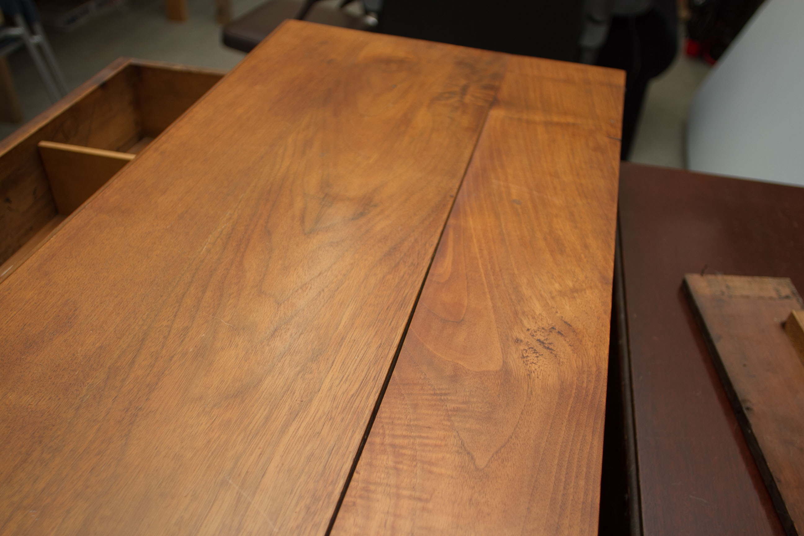 Antique Victorian Dresser Chest