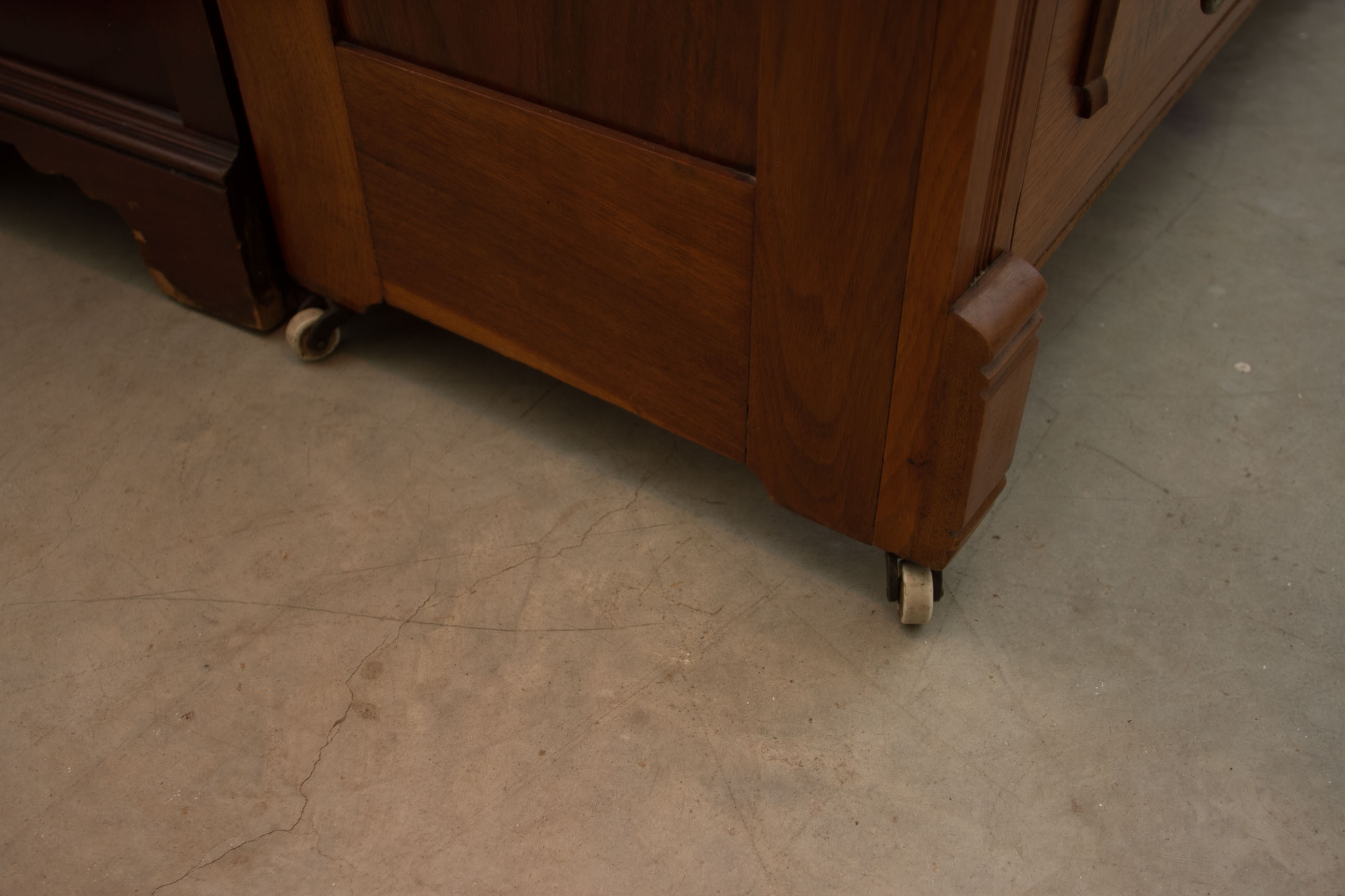 Antique Victorian Dresser Chest