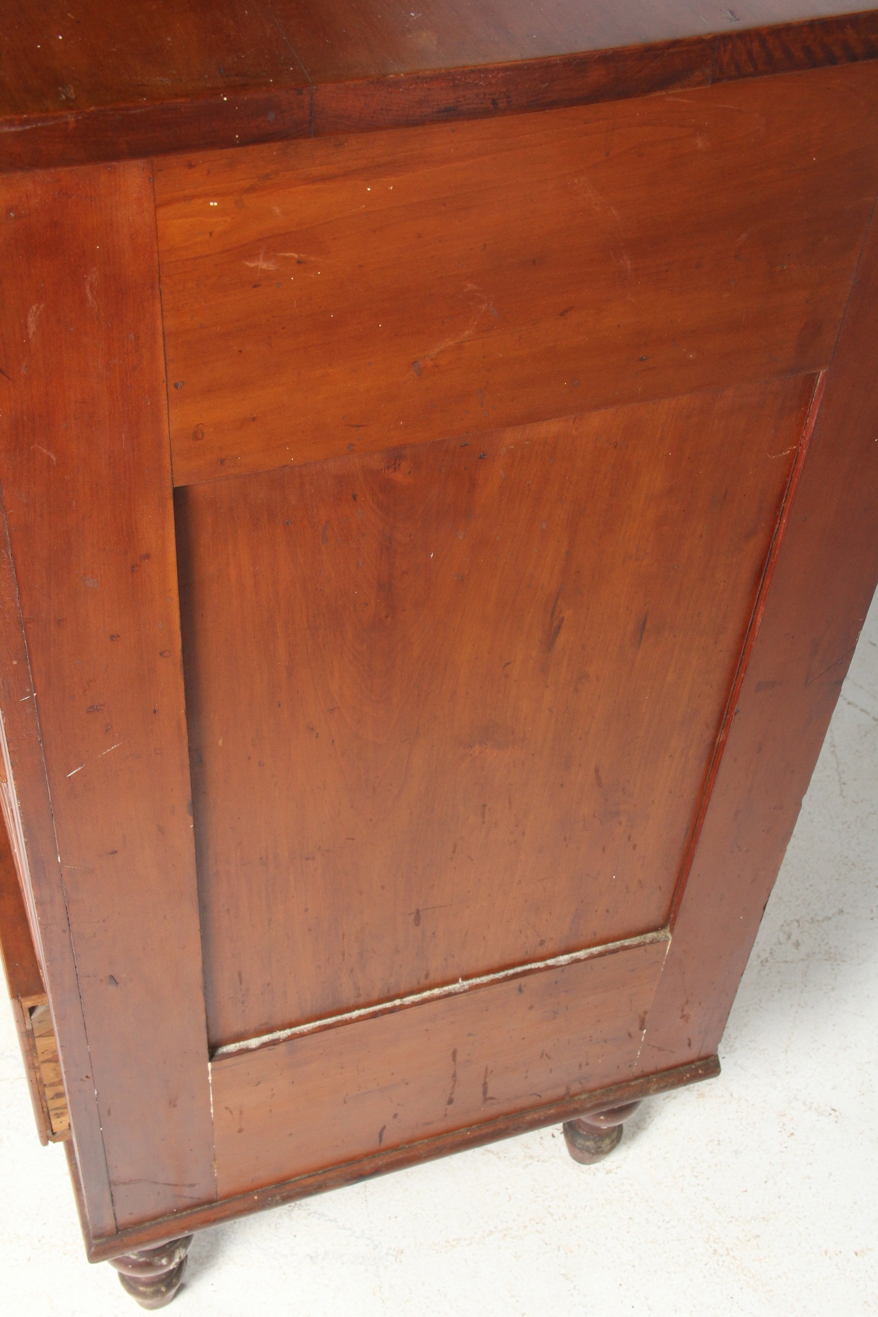 Antique Chest of Drawers