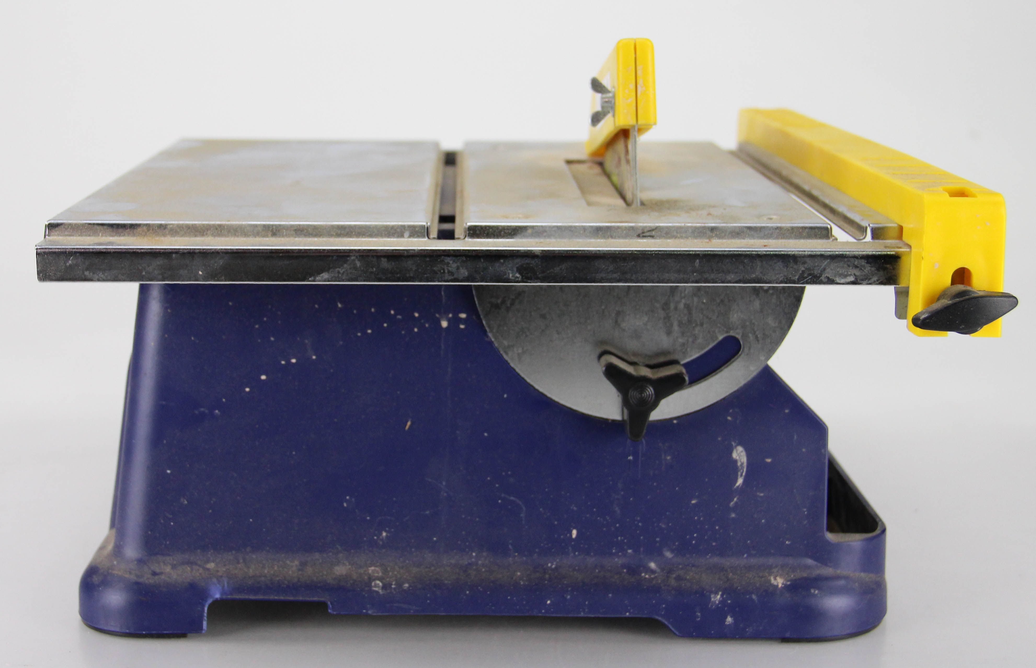 QEP Portable Wet Tile Saw