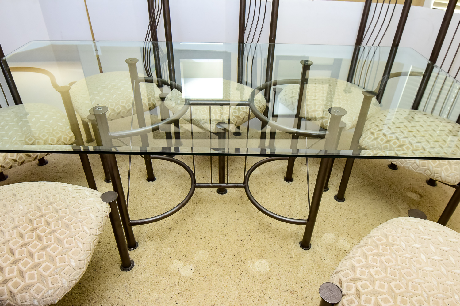 Contemporary Dining Table and Chair Set