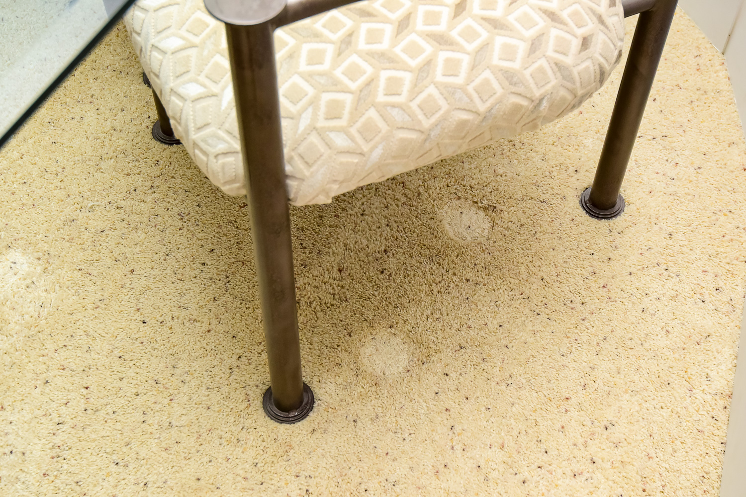 Contemporary Dining Table and Chair Set