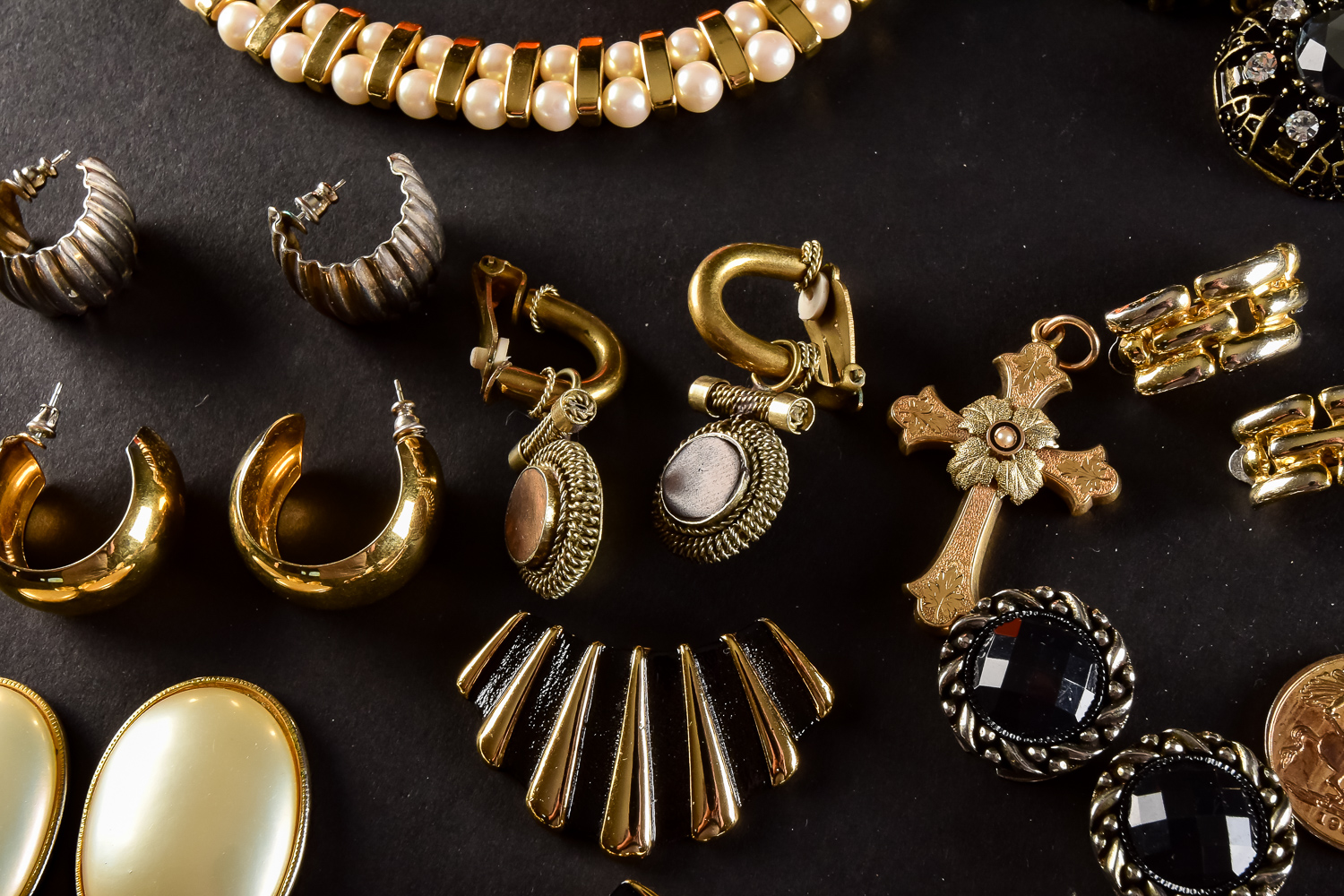 Collection of Costume Jewelry and Baubles
