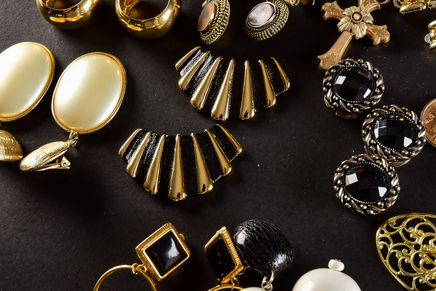 Collection of Costume Jewelry and Baubles