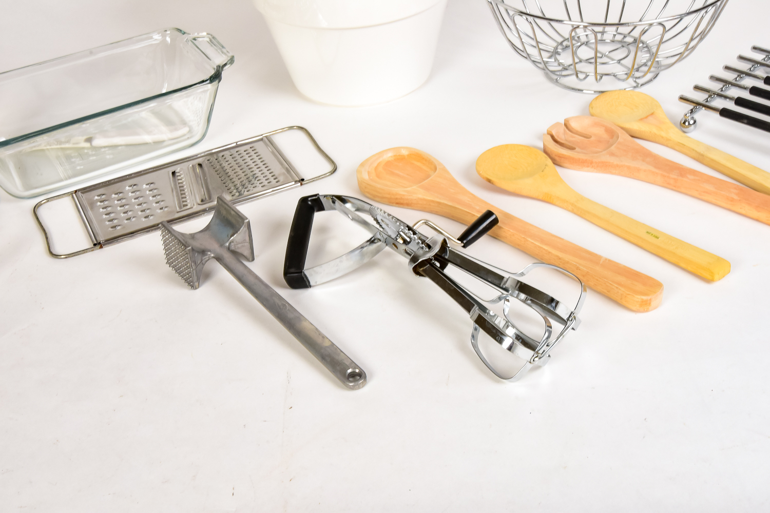 Collection of Classic Kitchenware