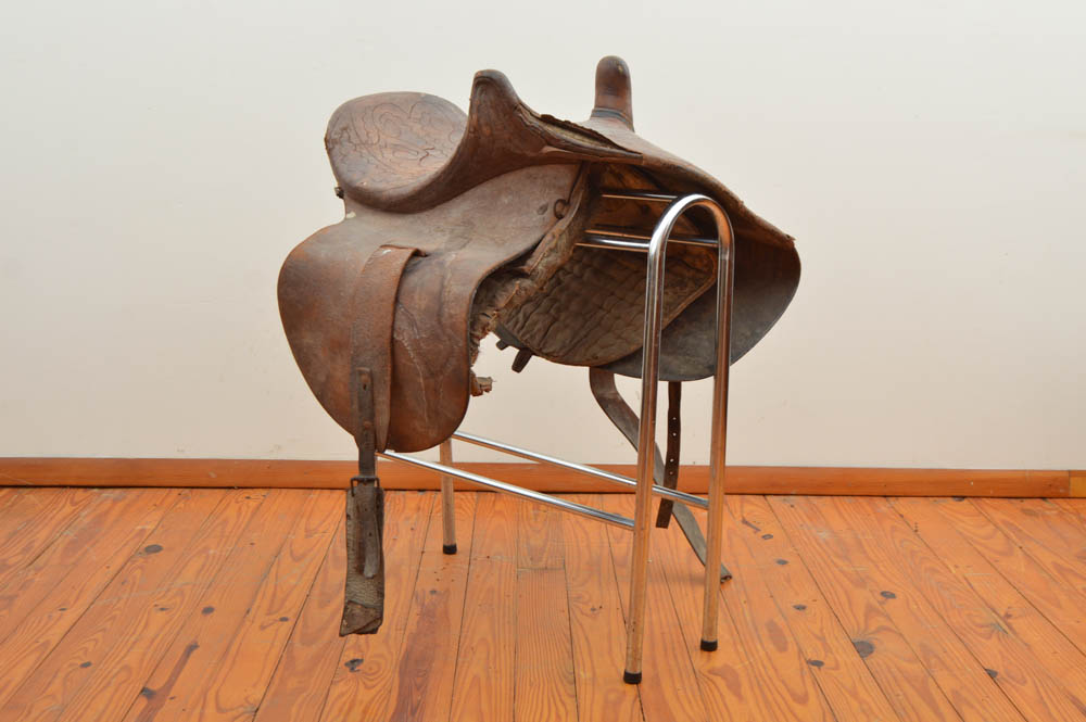 Women's Antique Side Saddle