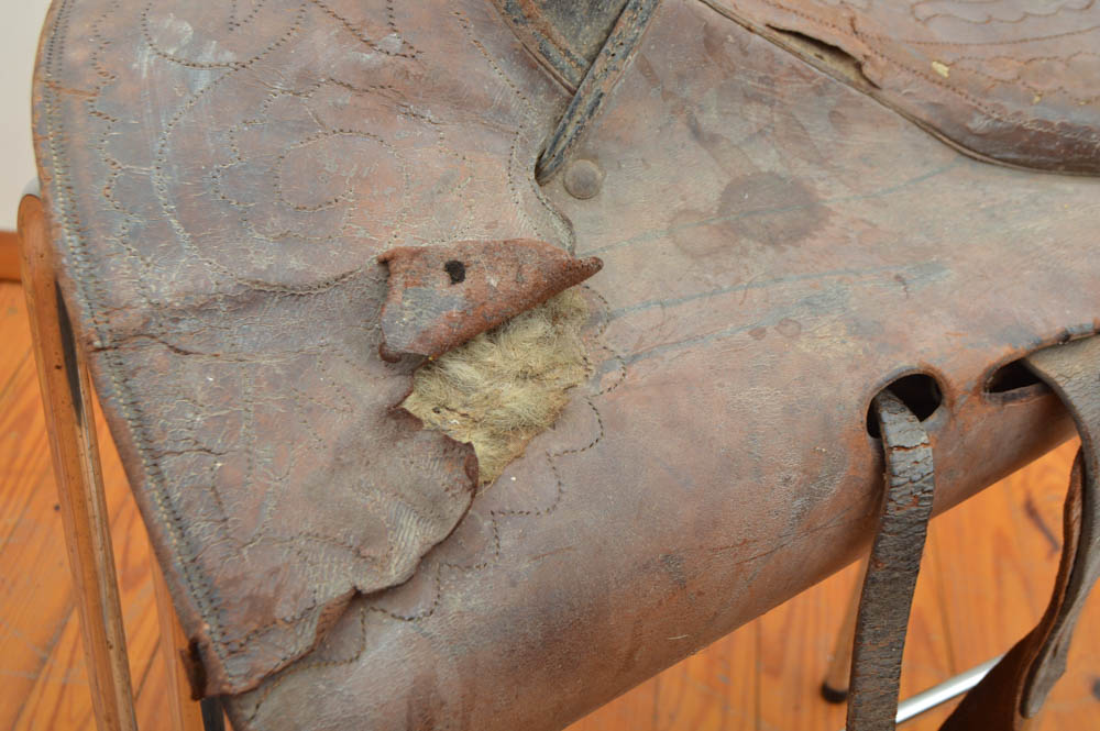 Women's Antique Side Saddle