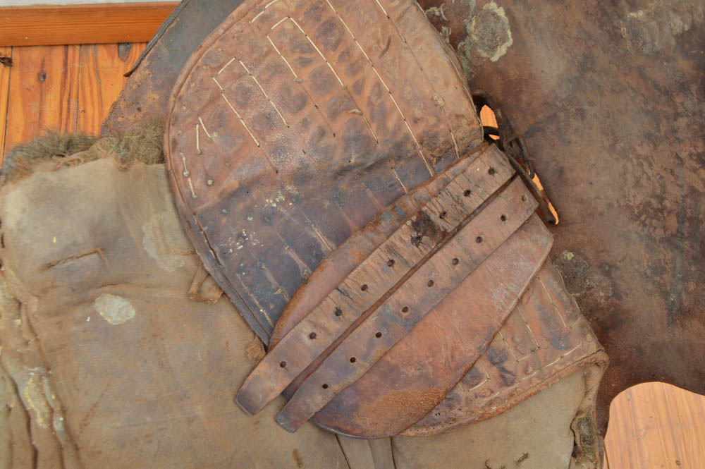 Women's Antique Side Saddle